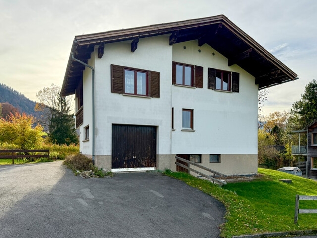 Gemütliches Haus mit großem Garten in ruhiger Lage!