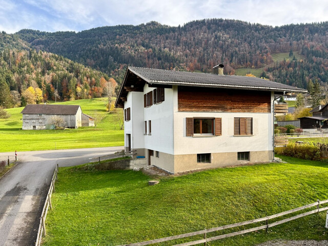 Gemütliches Haus mit großem Garten in ruhiger Lage!