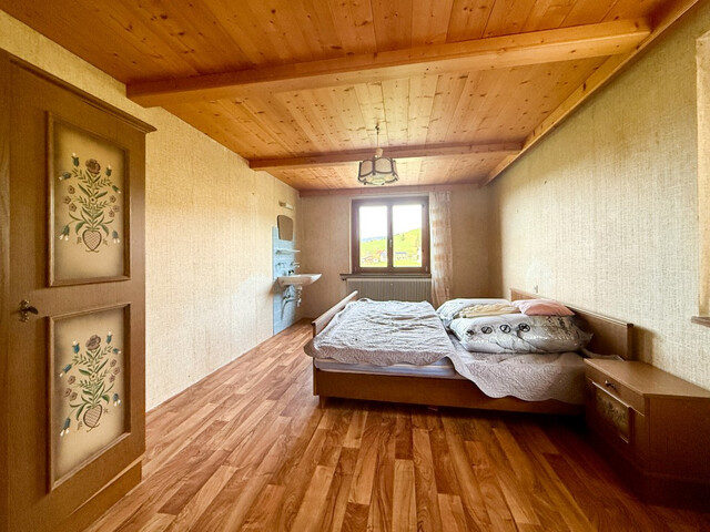 Gemütliches Haus mit großem Garten in ruhiger Lage!