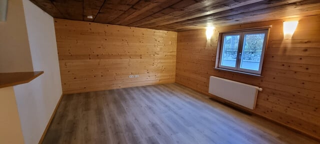 schöne sanierte 2-Zimmer Wohnung im Herzen von Braz