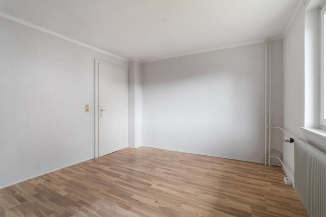 Haus in Rankweil mit Garten, Garage & Bergblick – Renovierungsprojekt mit viel Potential