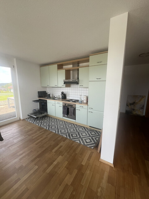 Lichtdurchflutete zwei Zimmer Wohnung mit wunderbaren Seeblick in Hörbranz