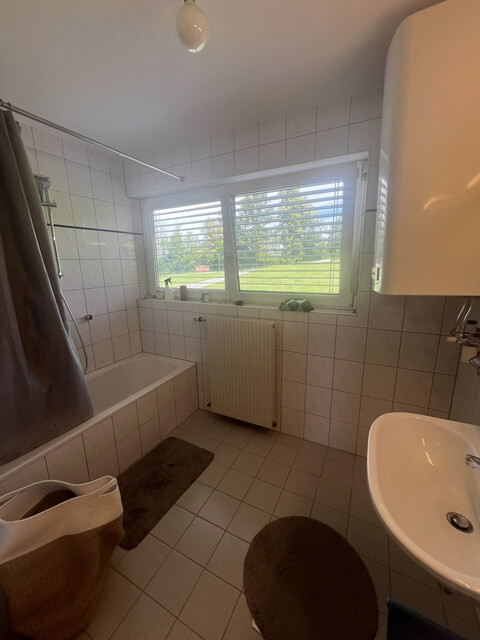 Lichtdurchflutete zwei Zimmer Wohnung mit wunderbaren Seeblick in Hörbranz