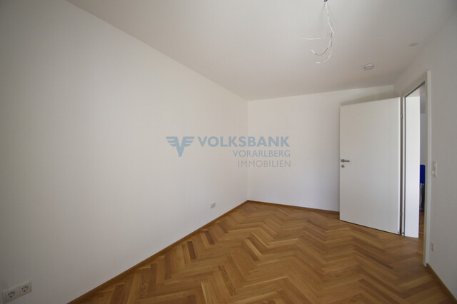 Dachgeschosswohnung (Erstbezug) nach Neubau!