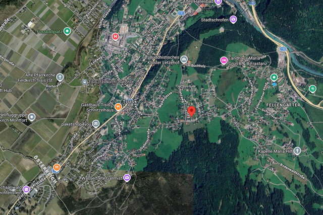 Einfamilienhaus in Feldkirch-Tisis: Raumwunder mit separatem Büro in Top Lage