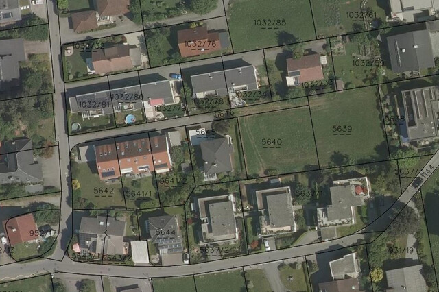 Einfamilienhaus in Feldkirch-Tisis: Raumwunder mit separatem Büro in Top Lage