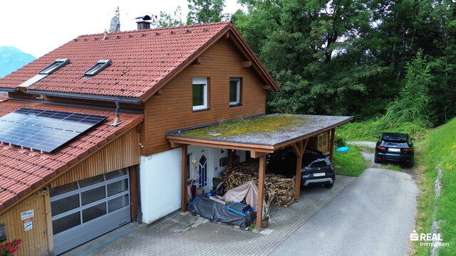 Gemütliche Doppelhaushälfte in Ruhelage