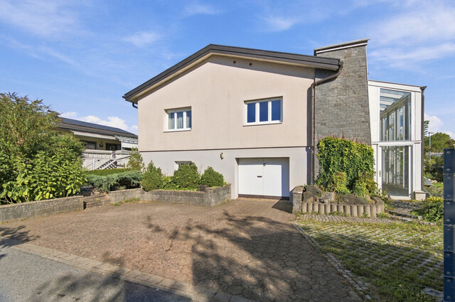 Haus mit sonnendurchflutetem Wintergarten