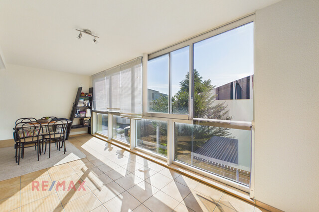 Gemütliche 2-Zimmer-Wohnung mit großzügigem Wintergarten in ruhiger Lage von Hard