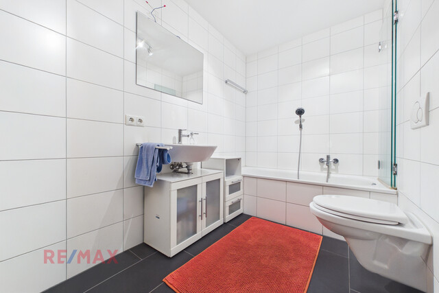 Gemütliche 2-Zimmer-Wohnung mit großzügigem Wintergarten in ruhiger Lage von Hard