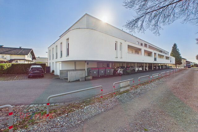 Gemütliche 2-Zimmer-Wohnung mit großzügigem Wintergarten in ruhiger Lage von Hard