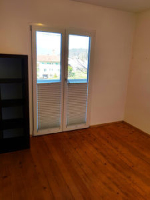 Helle 4 Zimmerwohnung mit Keller und Terrasse in Klaus