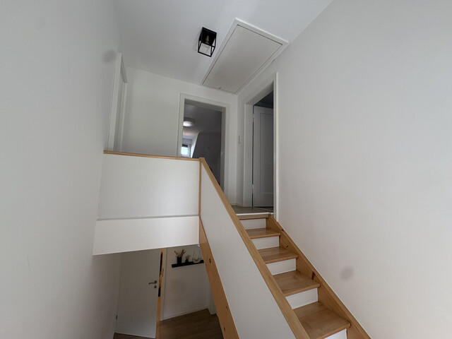 Gepflegte Doppelhaushälfte mit großem Garten in ruhiger Lage