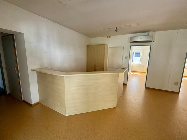 Büro oder Praxisräume zu vermieten