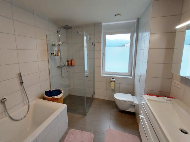 Hochwertige und sonnige 3-Zimmer Gartenwohnung