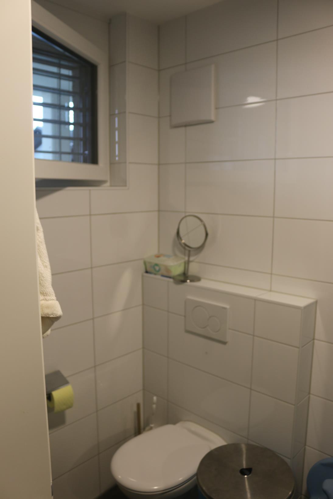 SÜD-WEST -3-Zimmer-Wohnung im 2.Obergeschoss  inkl. 1 x TG-Platz- ca.9 Jahre alt - Feldkirch/Altenstadt, ausreichend Bewohner-und Besucherstellplätze im Freien