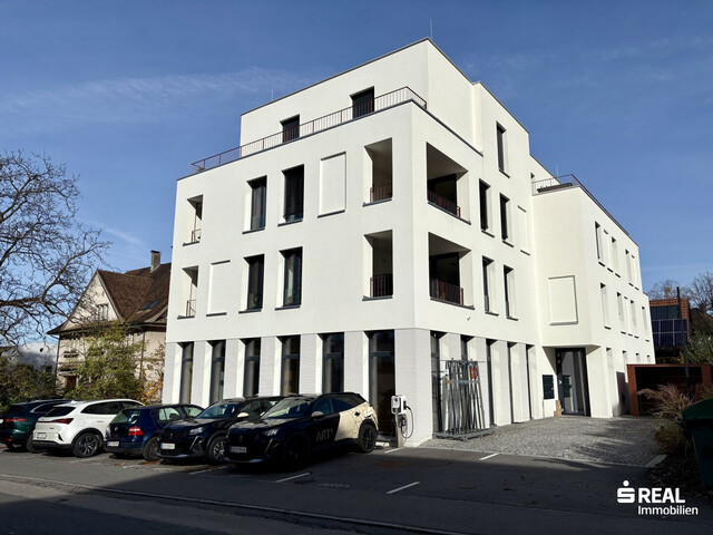 Voll ausgestattete Büroarbeitsplätze zu vermieten