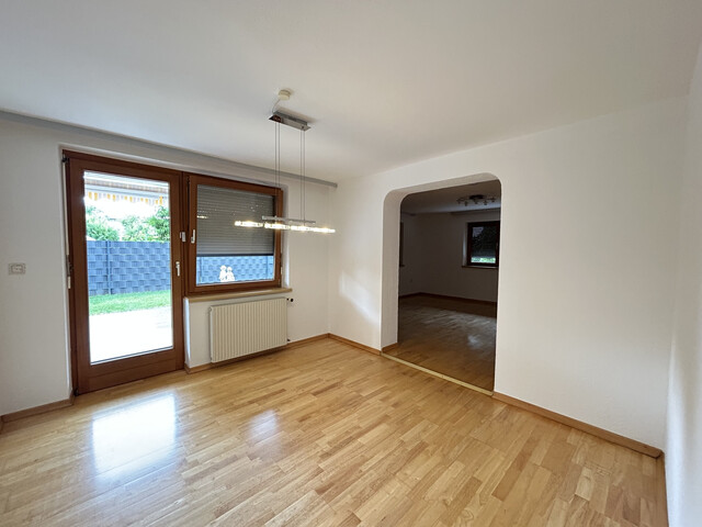 (5) Zimmer-Wohnung  |  Garten  |  Meiningen  | Garagenplatz