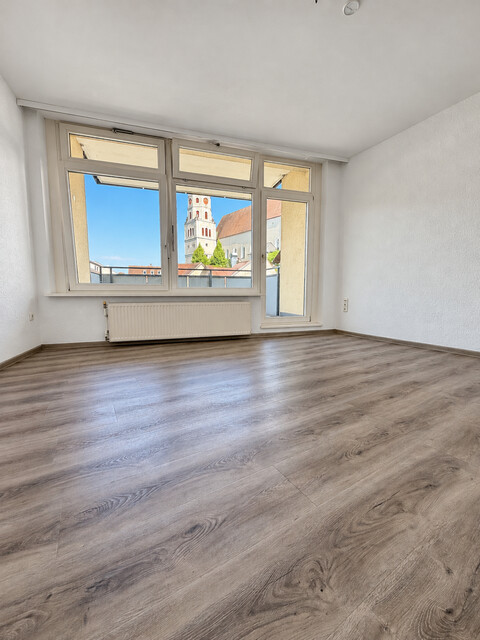 Aussergewöhnliche 4-Zimmerwohnung im Herzen von Bludenz mit eigenem Parkplatz und neuer Küche (provisionsfrei)