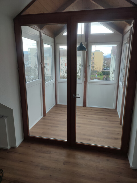 Frisch renovierte Wohnung im Dachgeschoss für 1-Personen-Haushalt