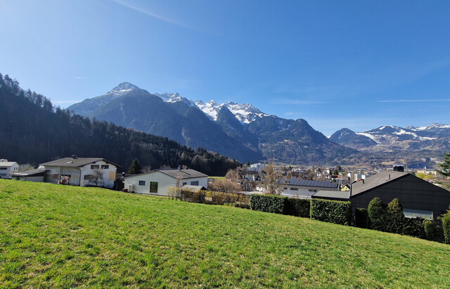 Sonniges Grundstück - 511 m² mit Panorama-Ausblick 