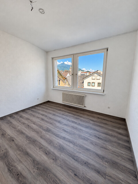 Aussergewöhnliche 4-Zimmerwohnung im Herzen von Bludenz mit eigenem Parkplatz und neuer Küche (provisionsfrei)