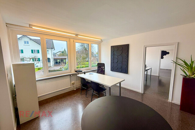 Raum für Wachstum: Lager- und Produktionsfläche mit Büro in Hard