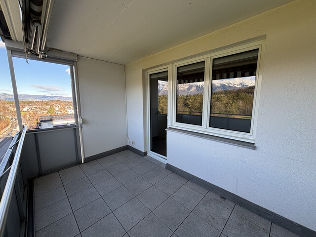 "ohne Provision" geräumige 2,5 Zimmer Wohnung mit Balkon
