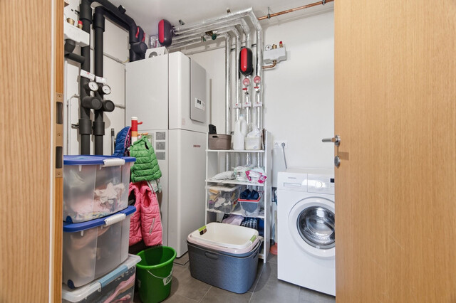Dornbirn: Modernes 4-Zimmer-Reihenhaus in Massivbauweise mit Garten, Terrasse und Garage