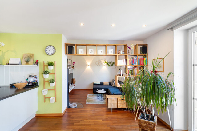 Traumhaus in Hard – Reiheneckhaus mit Terrasse, Garten & Stellplätzen