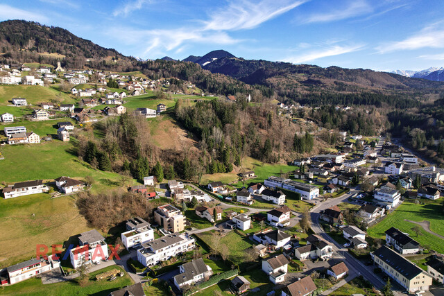 Idyllisches Grundstück mit viel Platz