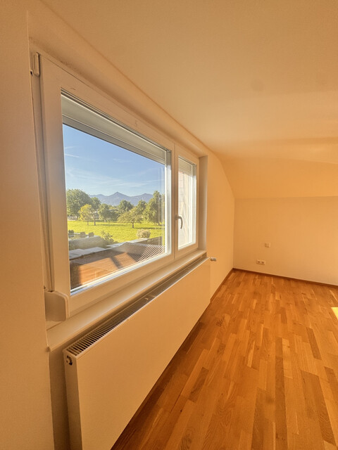 Dachgeschosswohnung in Top Lage von Lauterach neben Jannersee