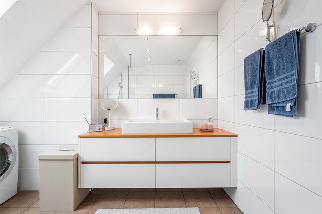 3-Zimmer-Dachgeschosswohnung - beeindruckende Raumhöhe!