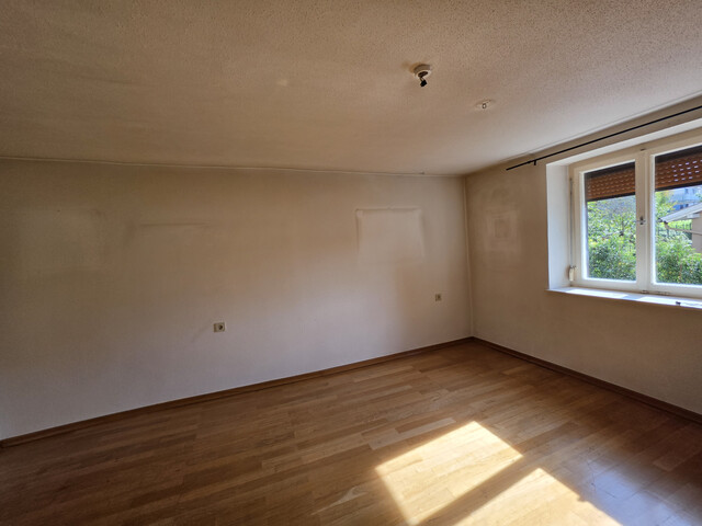 Handwerker aufgepasst! Tolles Haus mit Potenzial zu verkaufen! 