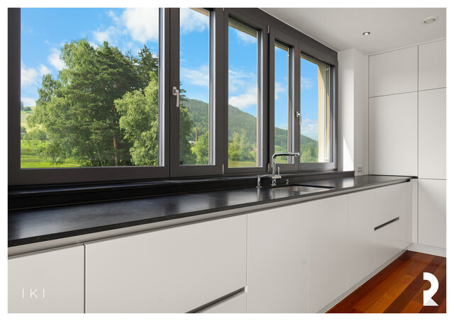 STILVOLLES PENTHOUSE IN BESTLAGE VON GÖFIS – GROSSZÜGIGE TERRASSE MIT PANORAMABLICK