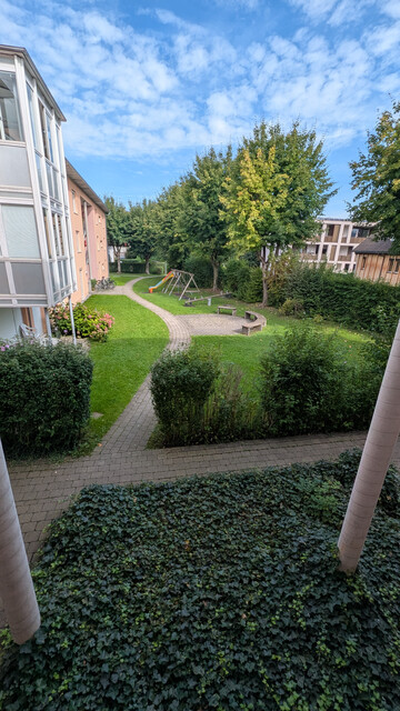 2-Zimmer-Wohnung mit Wintergarten und Tiefgaragenplatz in ruhiger Lage