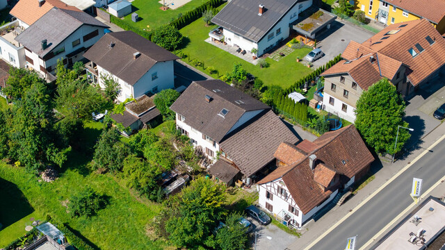 Charmantes Einfamilienhaus in Wolfurt mit großem Garten und Potential - auch als Mehrfamilienhaus geeignet