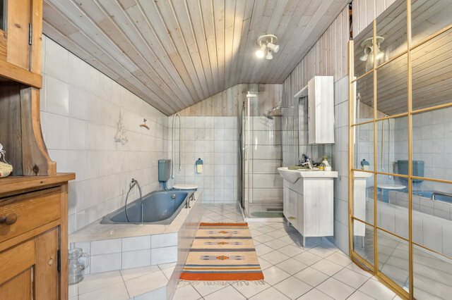 Charmantes Einfamilienhaus in Wolfurt mit großem Garten und Potential - auch als Mehrfamilienhaus geeignet