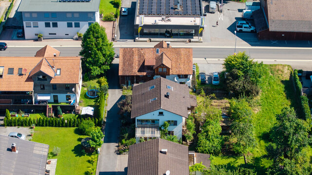 Charmantes Einfamilienhaus in Wolfurt mit großem Garten und Potential - auch als Mehrfamilienhaus geeignet