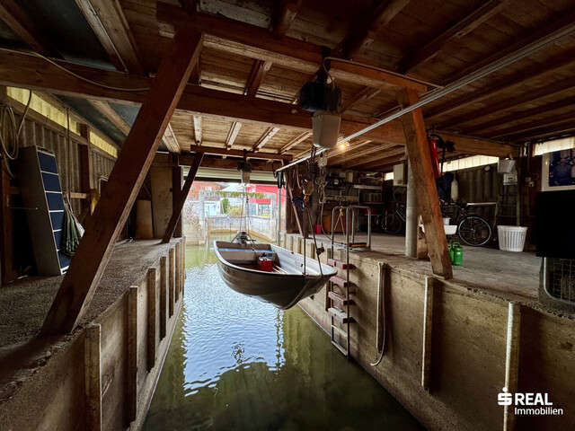 Ferienhaus am Bodensee - Wohnen direkt am Wasser mit Bootsgarage