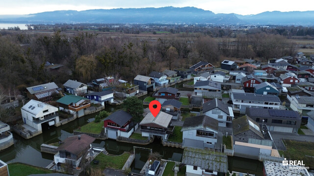 Ferienhaus am Bodensee - Wohnen direkt am Wasser mit Bootsgarage