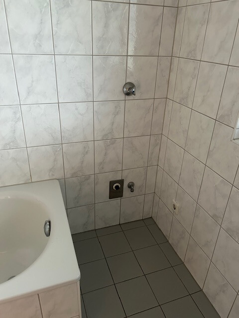 2 Zimmerwohnung im Dachgeschoss (2. OG)