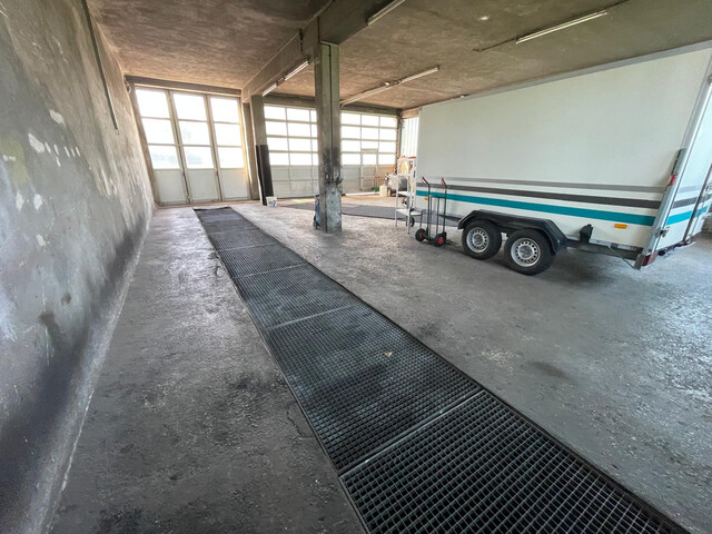 Grundstück inkl. Gebäude und Nebenflächen zu vermieten!