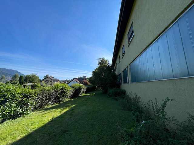 Grundstück inkl. Gebäude und Nebenflächen zu vermieten!