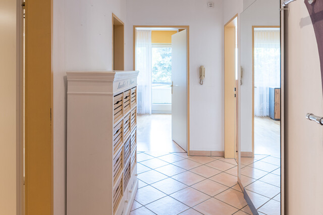 Sonnige 2-Zimmer Wohnung mit Balkon in grüner Wohnanlage
