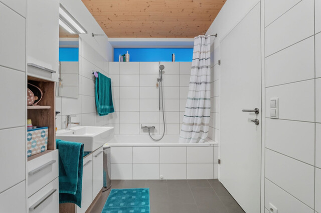 Dornbirn: Moderne 2-Zimmer-Wohnung mit großem Garten und Terrasse