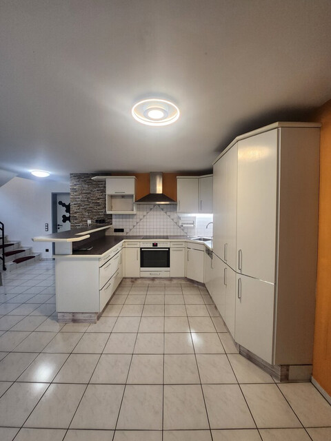 🏡 Stylisches Reihenhaus mit Garten & Wintergarten in Altach 🌿