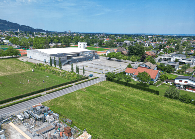 Sonniges Grundstück mit besten Anbindungen