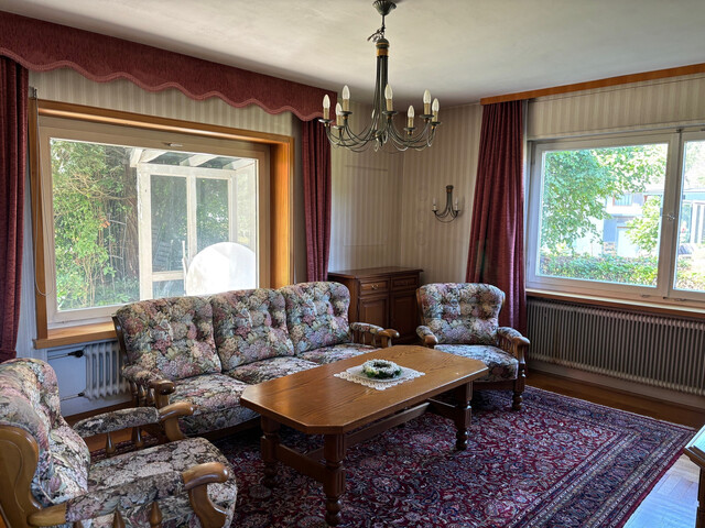 Ruhig gelegenes Einfamilienhaus mit großem sonnigen Grundstück in Hohenems