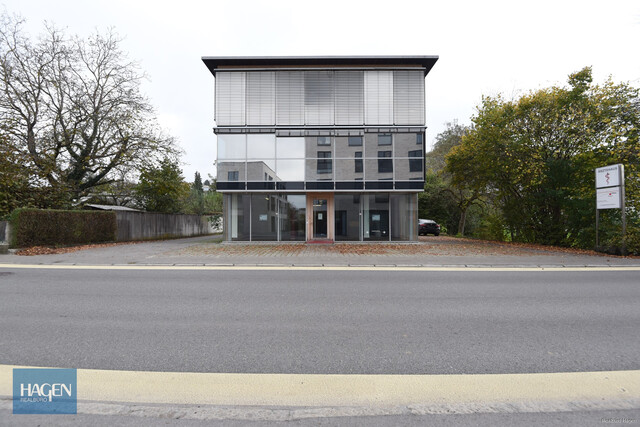 Renditestarkes Gewerbeobjekt in frequentierter Lage - Zweistöckige Praxis-/Gewerbefläche